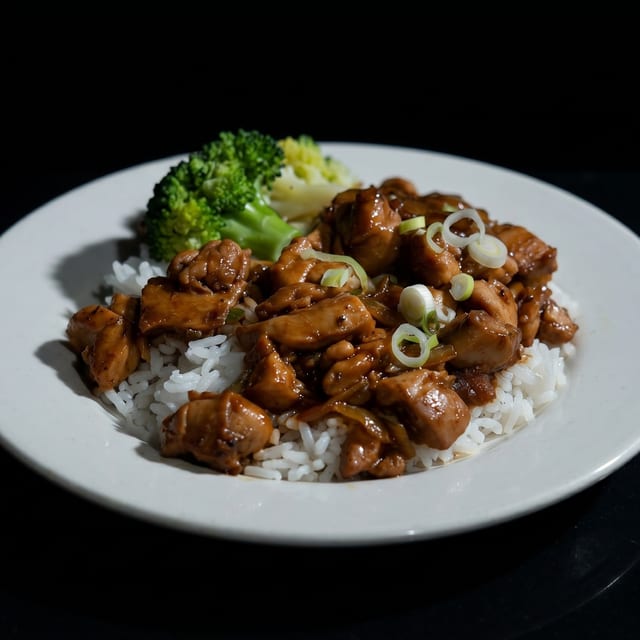 Black Pepper Diced Chicken Over Rice 黑椒嫩鸡盖饭.